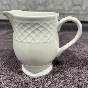 Mikasa Trellis Bone China White Creamer EUC